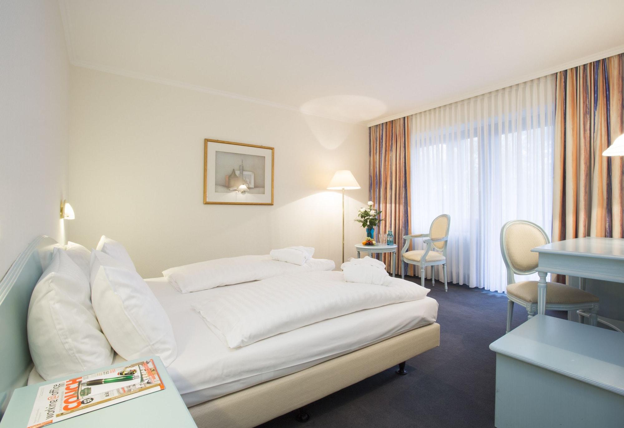 Parkhotel Frankfurt-Roedermark โรดเกา ภายนอก รูปภาพ