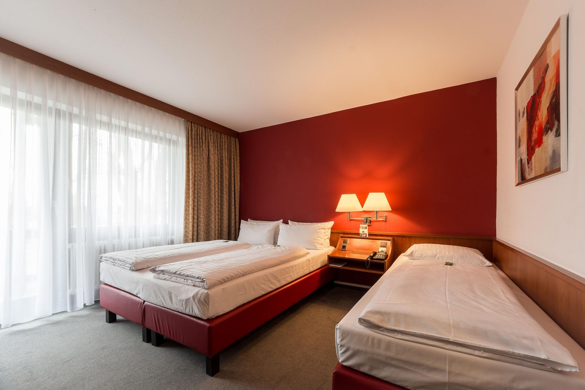 Parkhotel Frankfurt-Roedermark โรดเกา ภายนอก รูปภาพ