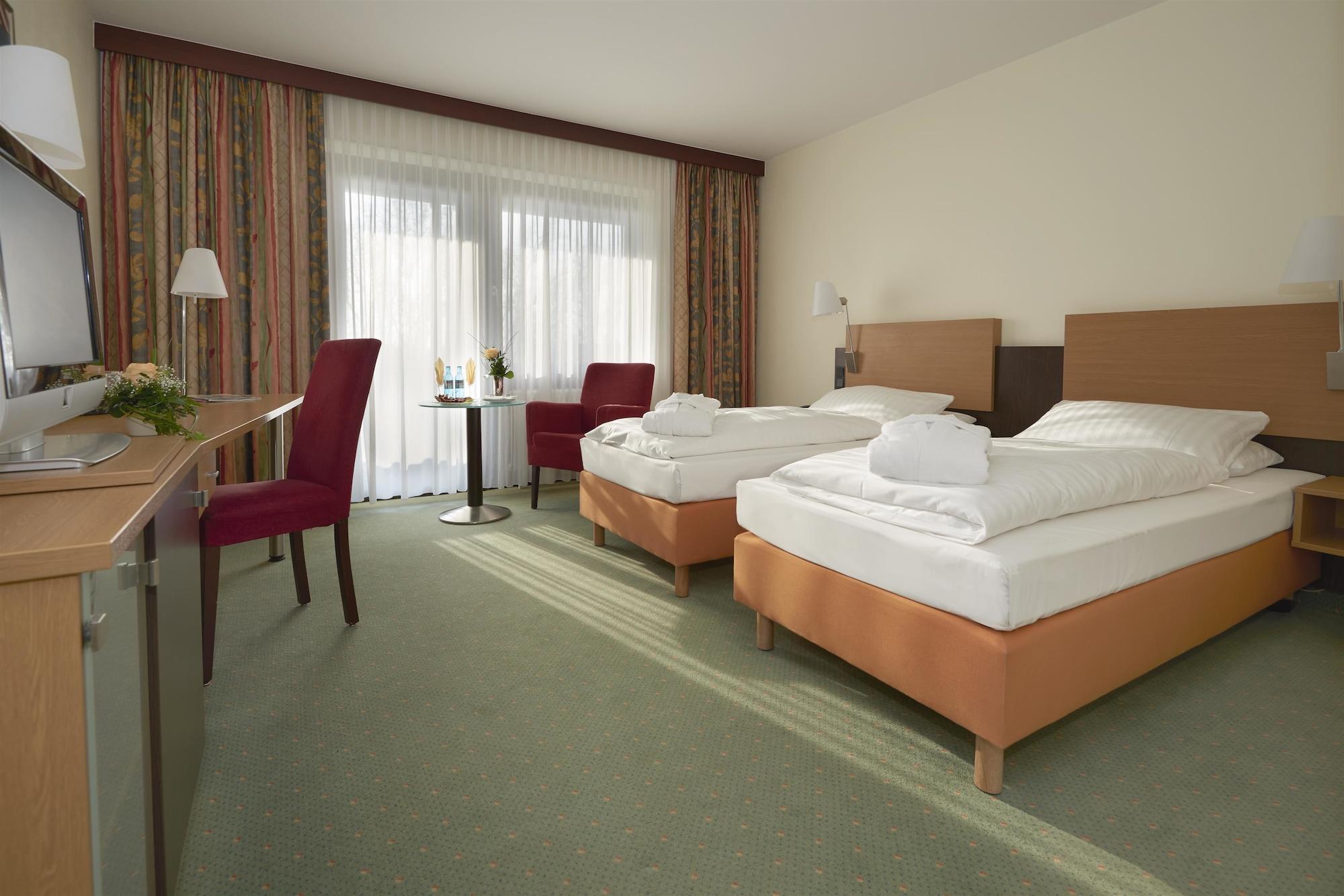 Parkhotel Frankfurt-Roedermark โรดเกา ภายนอก รูปภาพ