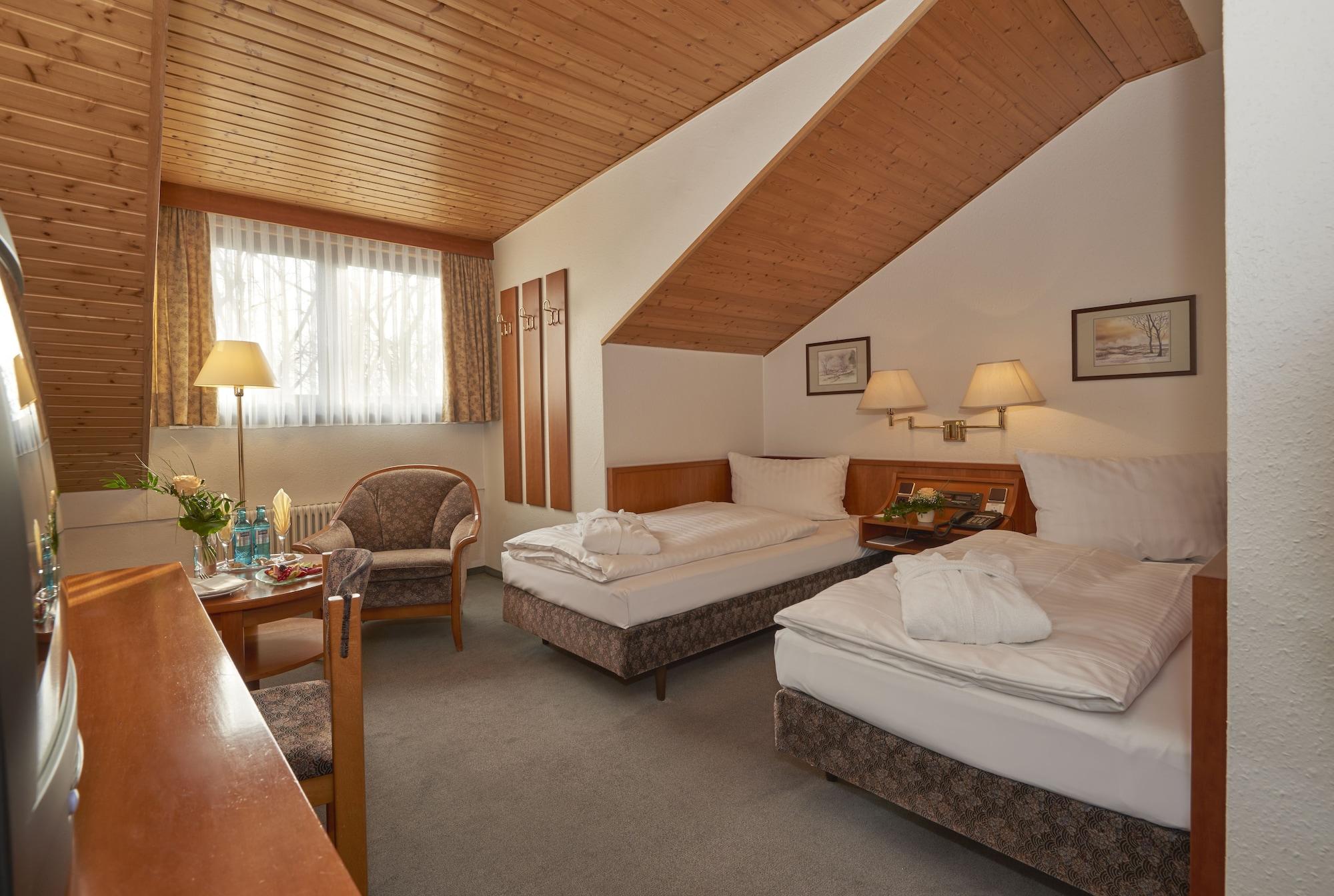 Parkhotel Frankfurt-Roedermark โรดเกา ภายนอก รูปภาพ