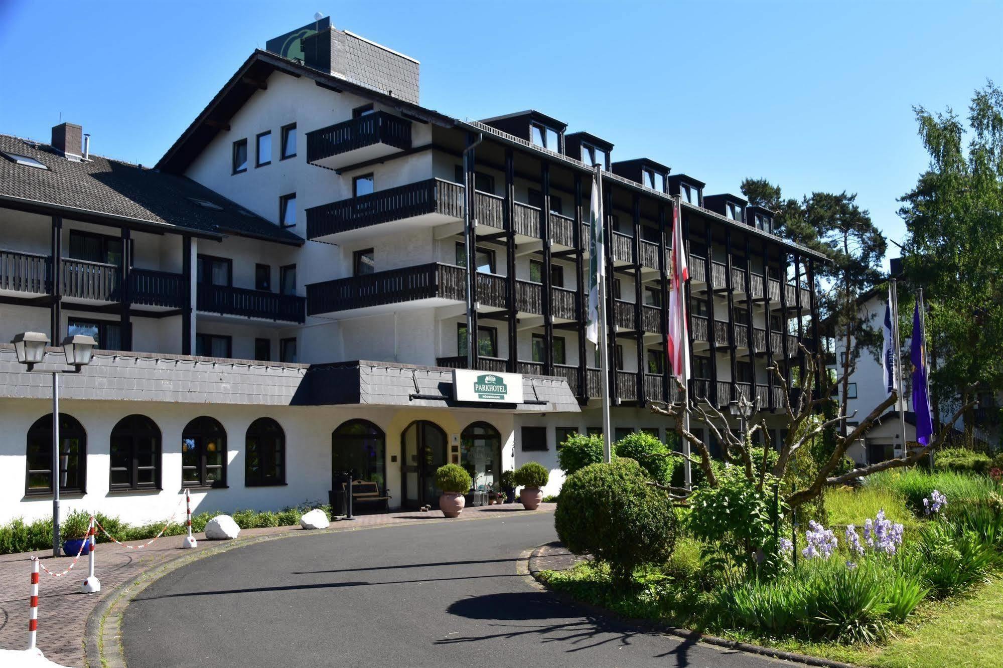 Parkhotel Frankfurt-Roedermark โรดเกา ภายนอก รูปภาพ