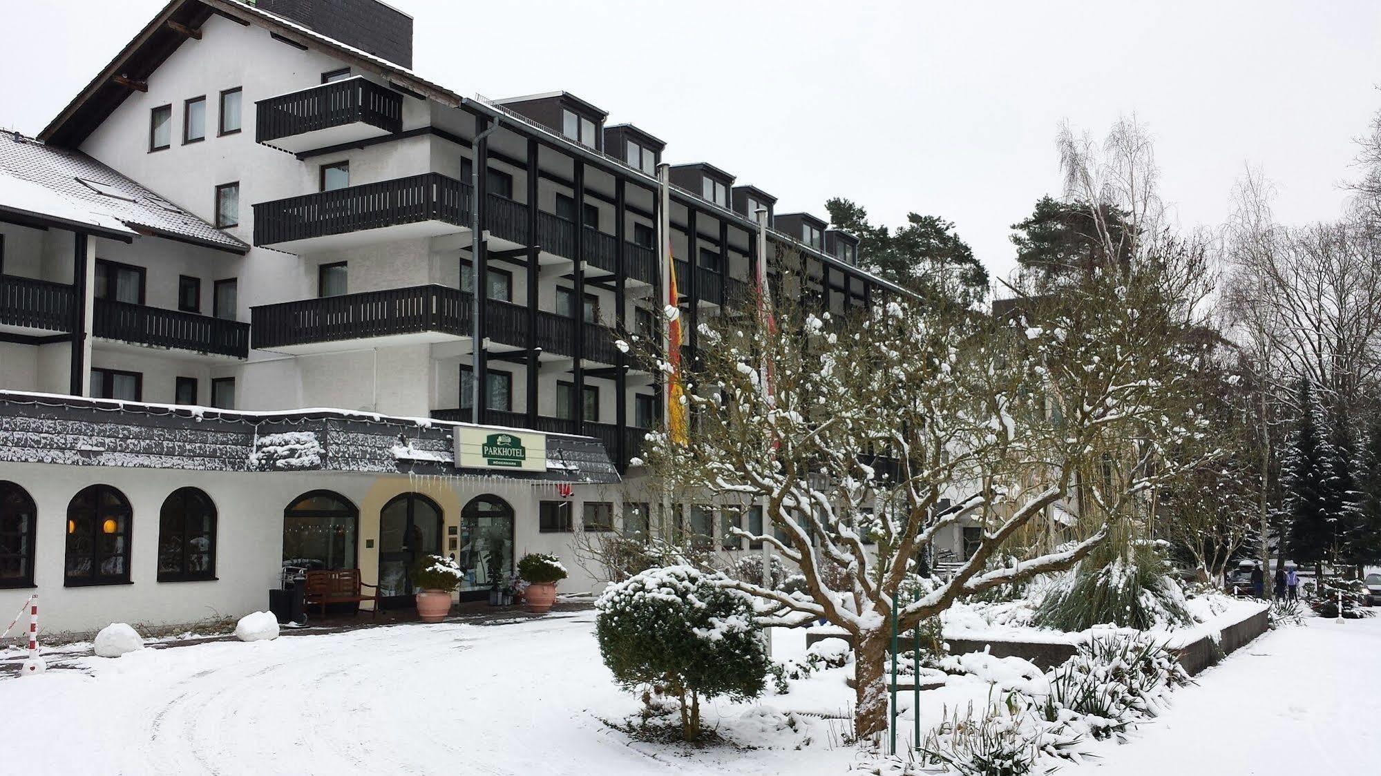 Parkhotel Frankfurt-Roedermark โรดเกา ภายนอก รูปภาพ