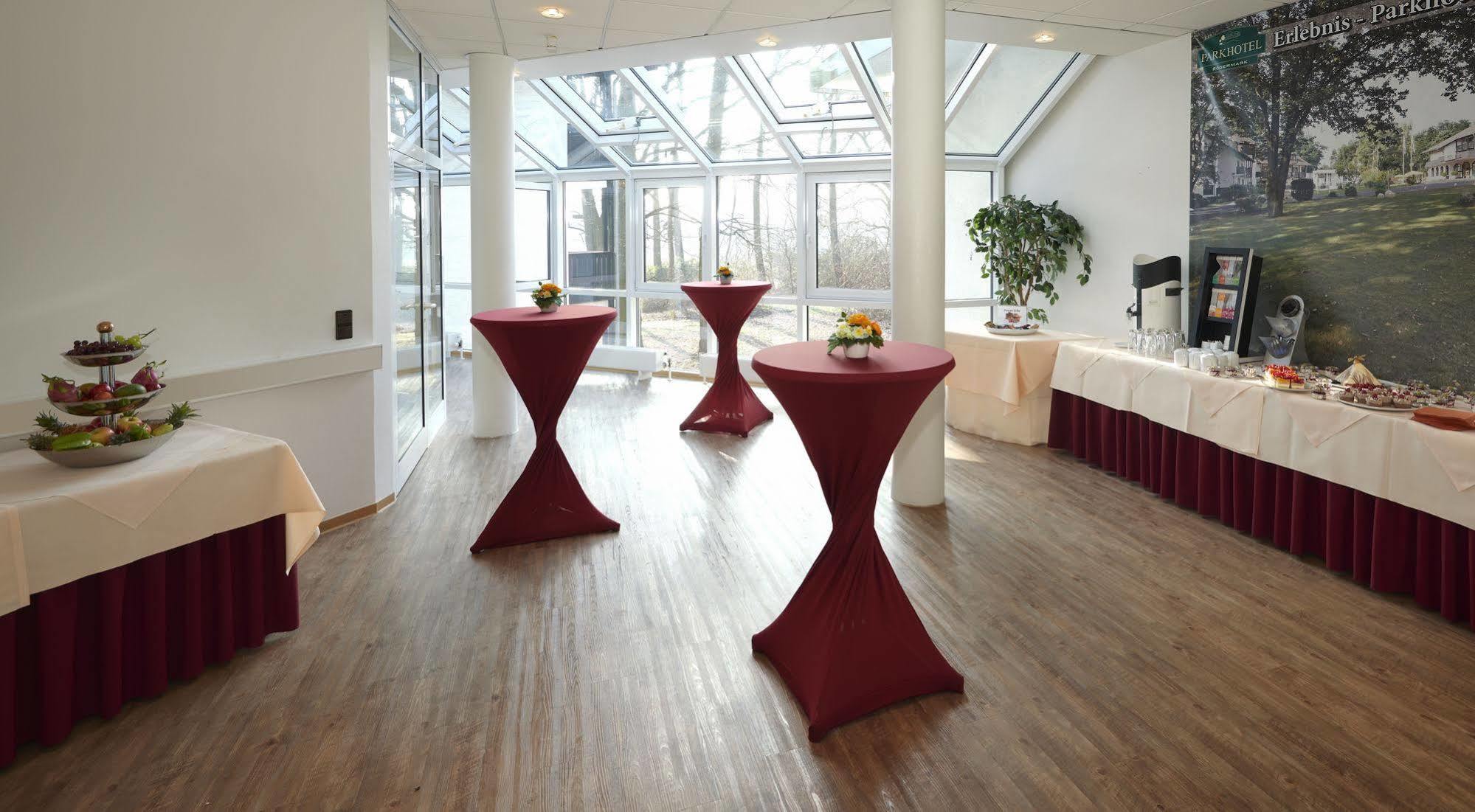 Parkhotel Frankfurt-Roedermark โรดเกา ภายนอก รูปภาพ