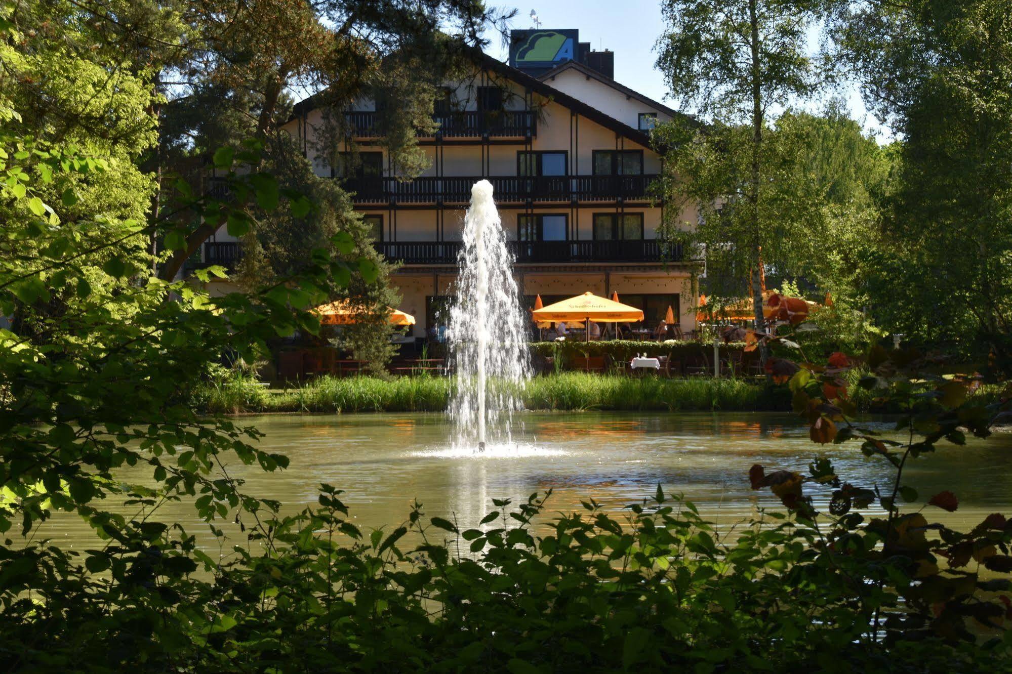 Parkhotel Frankfurt-Roedermark โรดเกา ภายนอก รูปภาพ